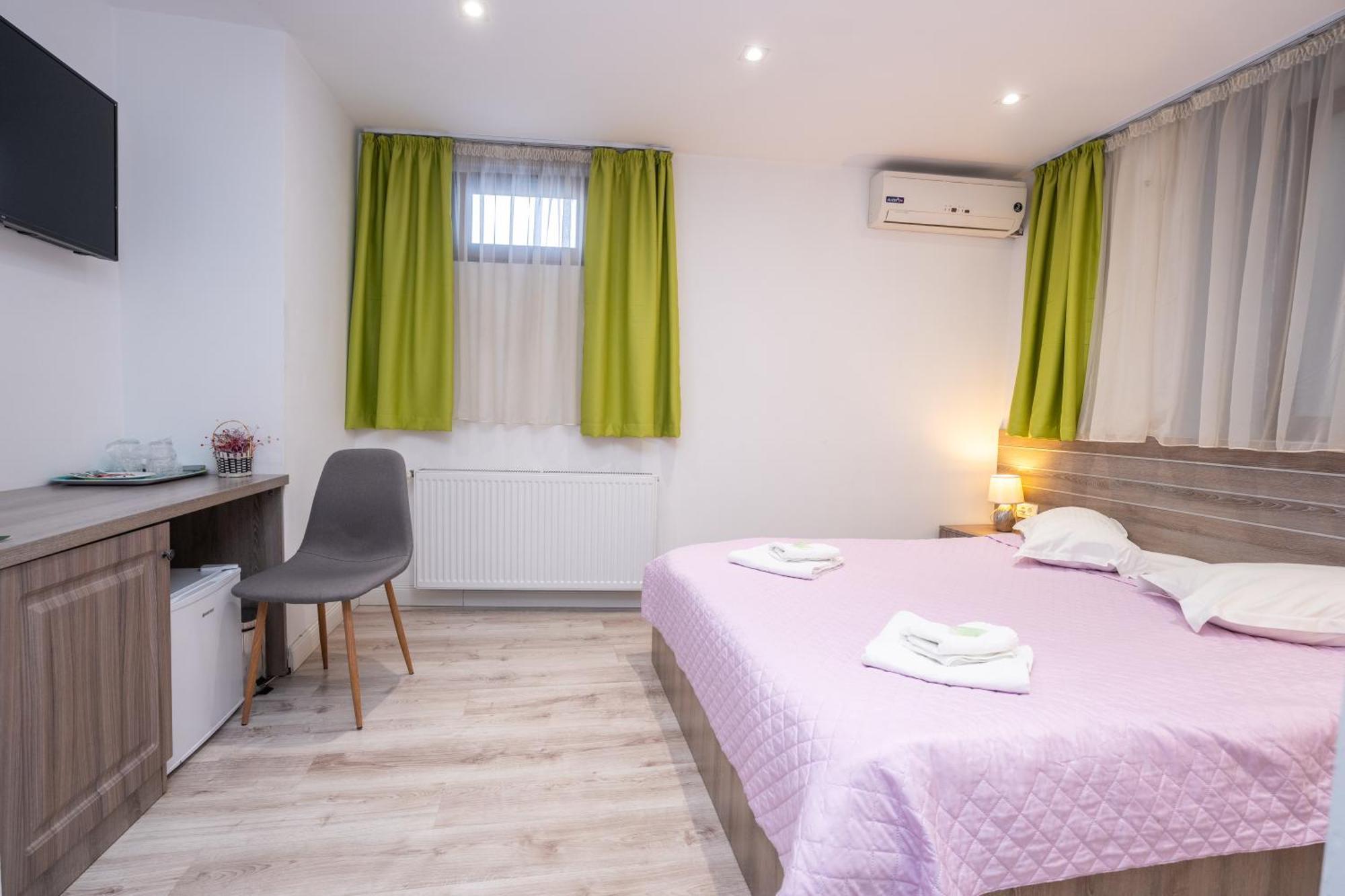 Hotel Liad City Center Bucureşti Ngoại thất bức ảnh