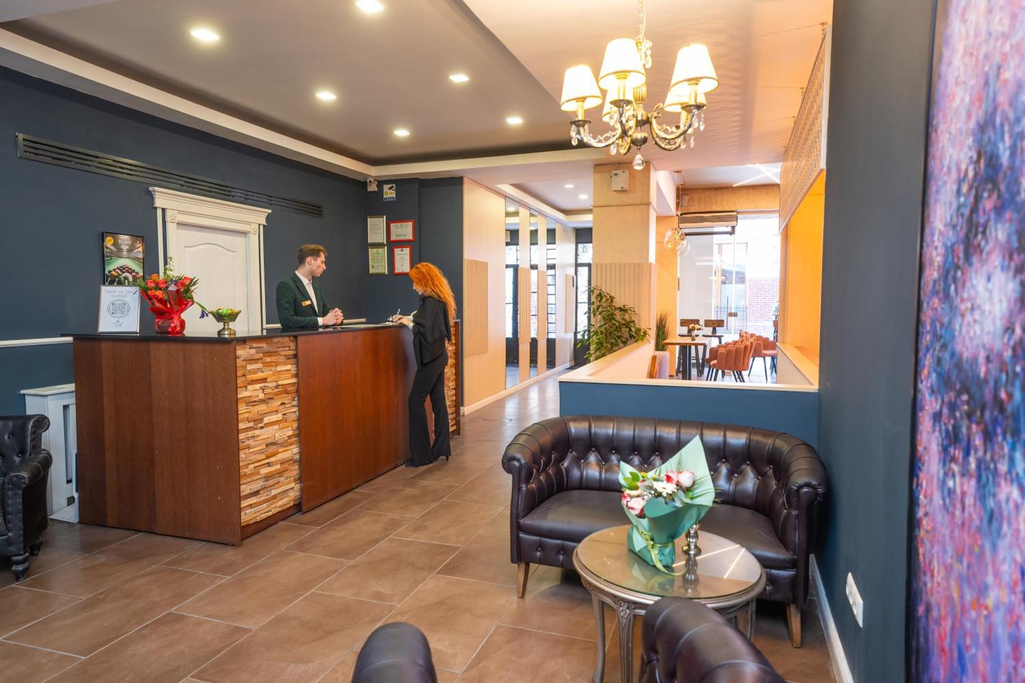 Hotel Liad City Center Bucureşti Ngoại thất bức ảnh
