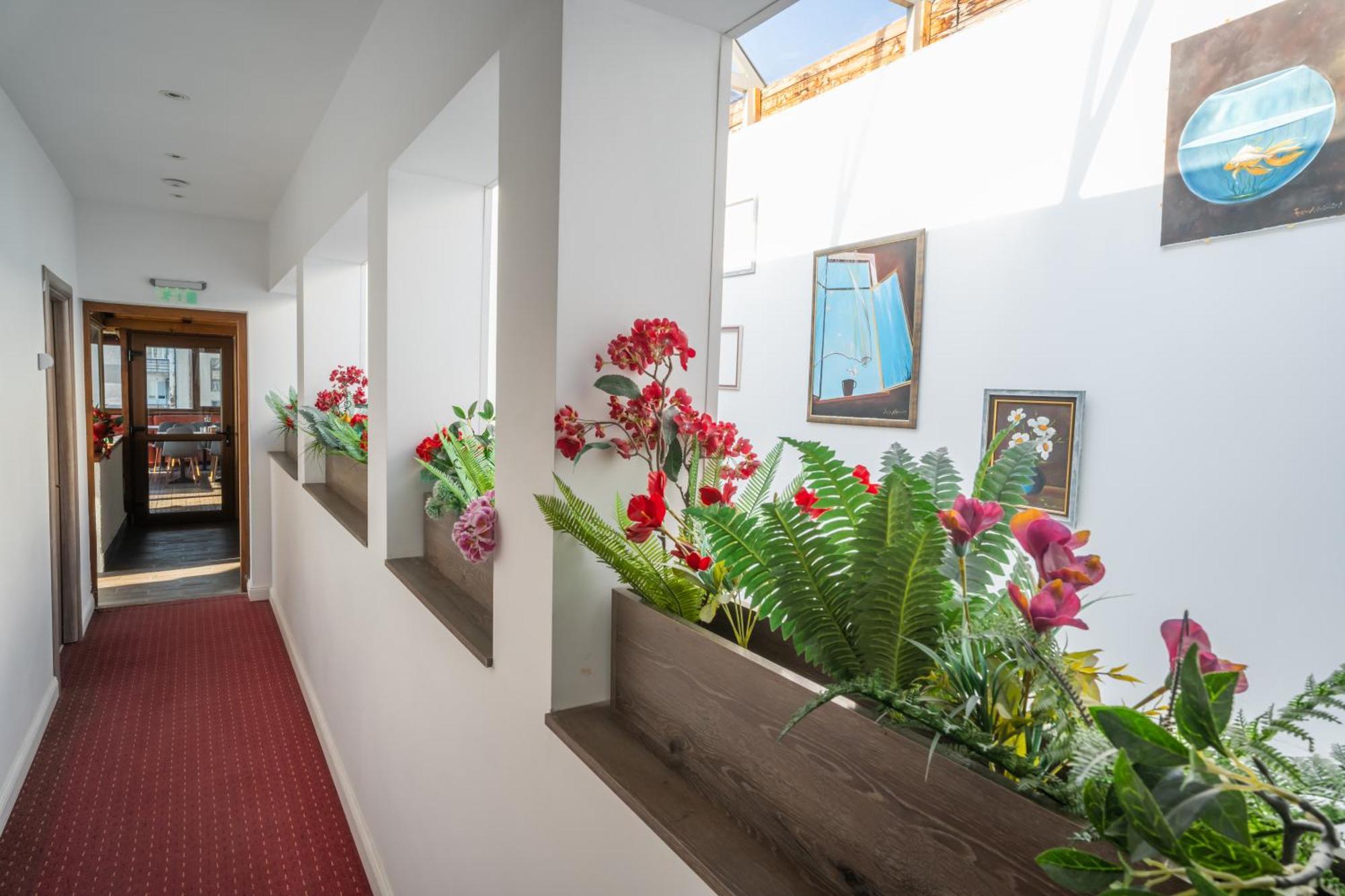 Hotel Liad City Center Bucureşti Ngoại thất bức ảnh